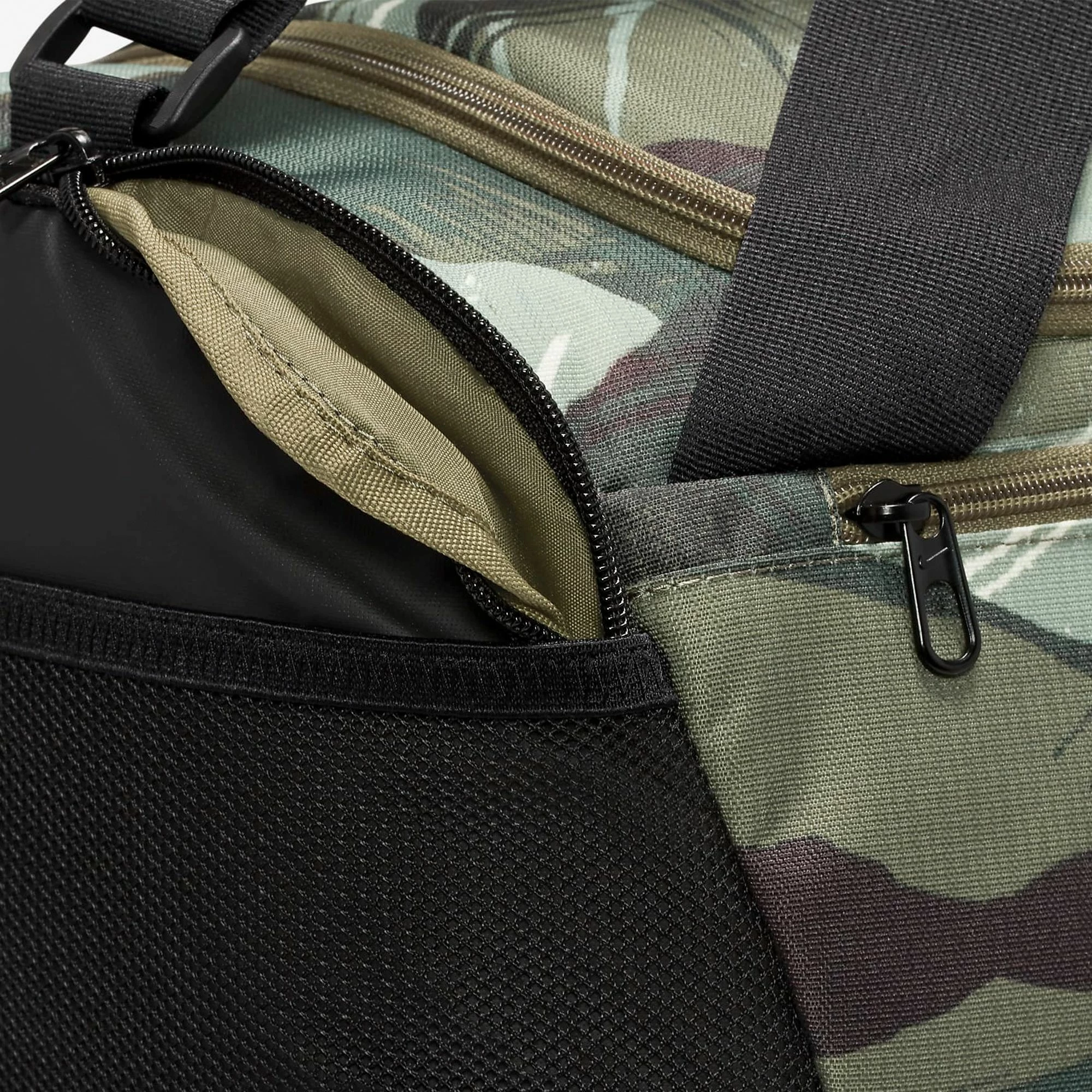 Nike Brasilia 9.5 Sporttasche S Grün Camouflage - Schwarz – Bild 6